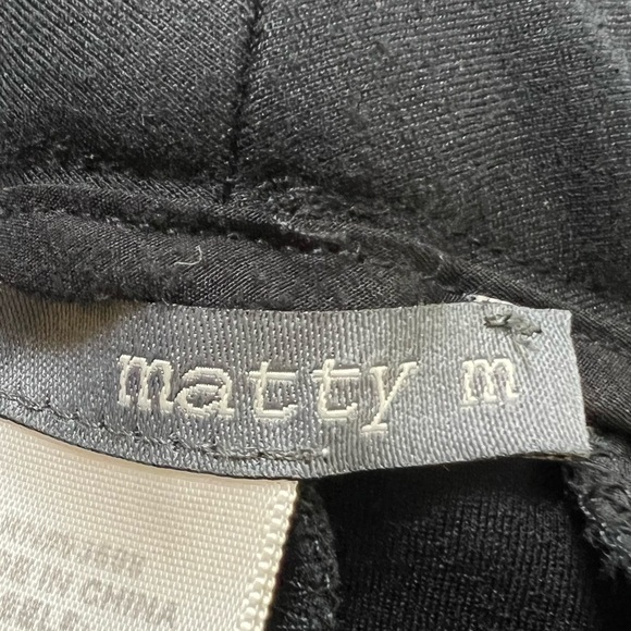 Matty M Black Stretch Cropped Capri Ankle Bootcut Pants - Size Medium - Picture 6 of 6